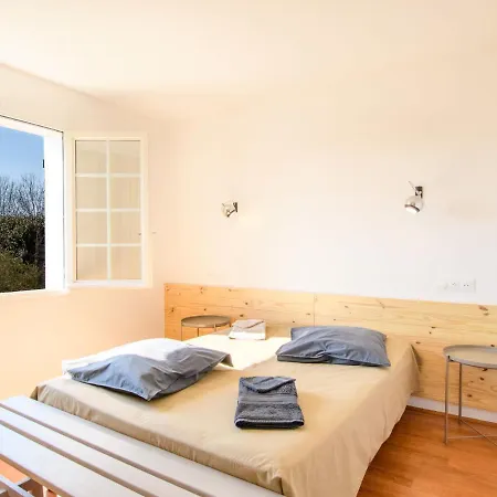 Les Chenes By Interhome