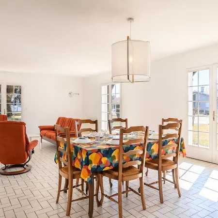 Les Chenes By Interhome *