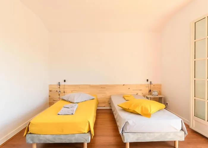 Les Chenes By Interhome 別荘