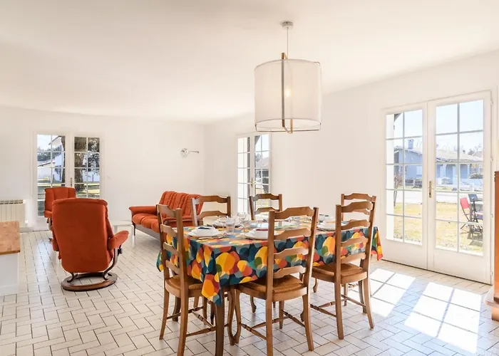 Les Chenes By Interhome *