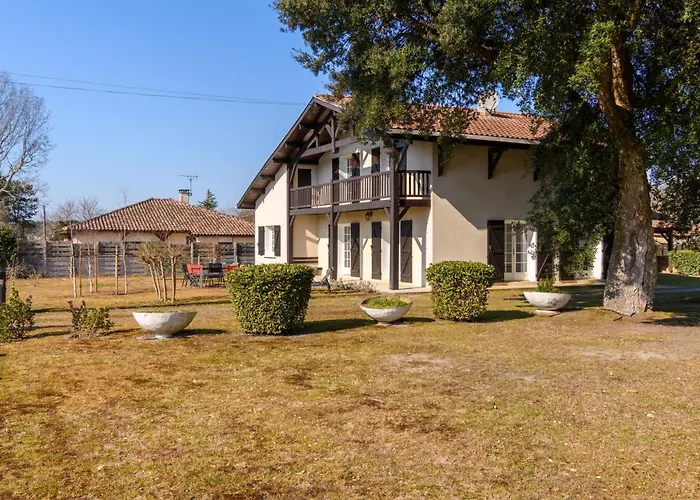 Les Chenes By Interhome * リ・エ・ミックス